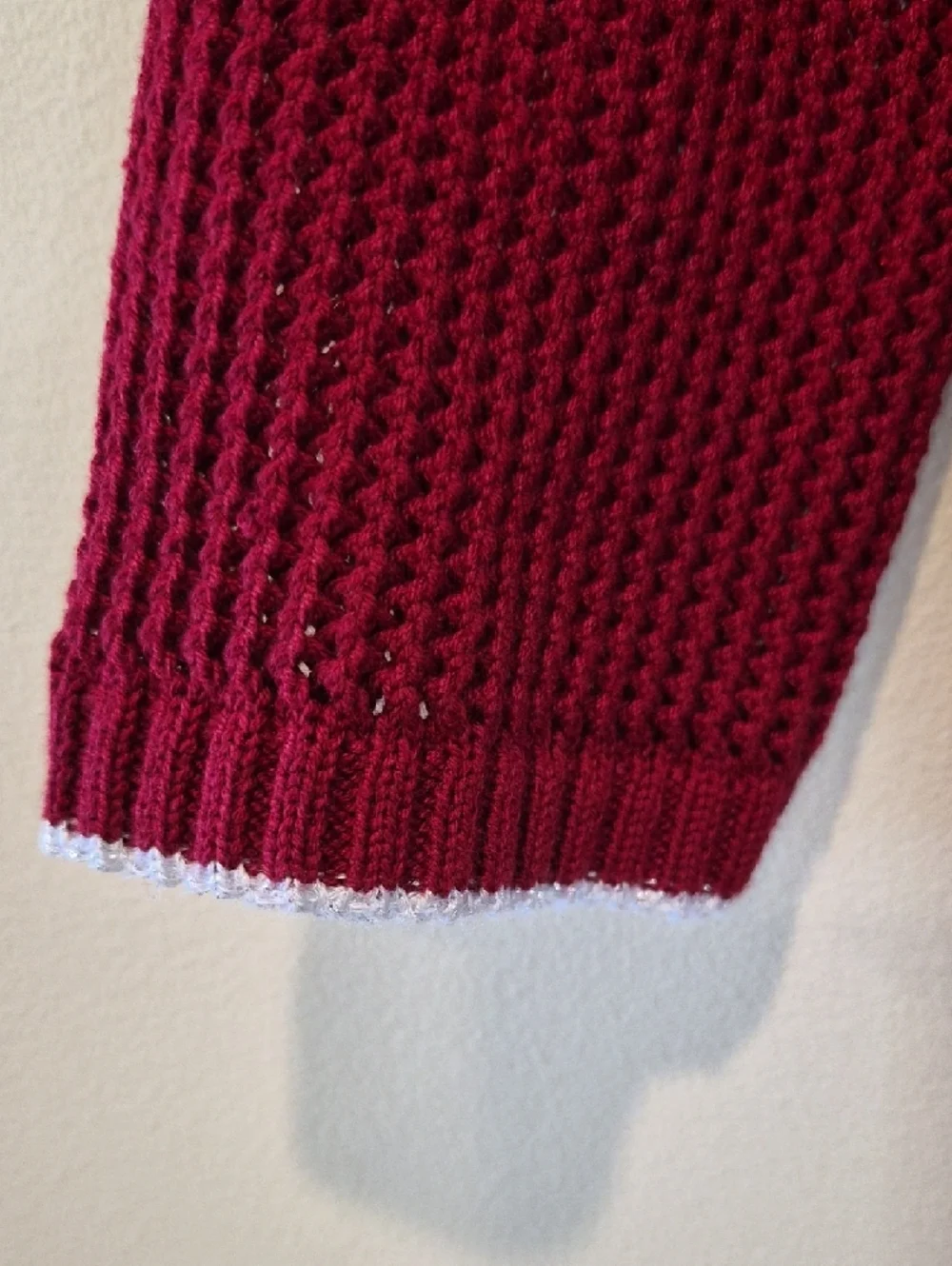 REBECCA Burgundy Open-Weave Scoop Neck Sweater with White Trim. M/L